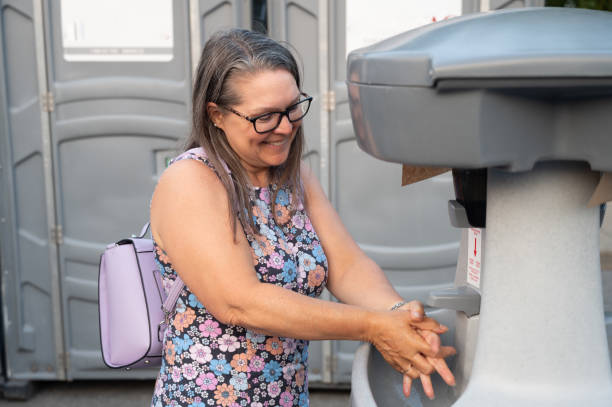 Best Porta potty rental near me  in Obetz, OH